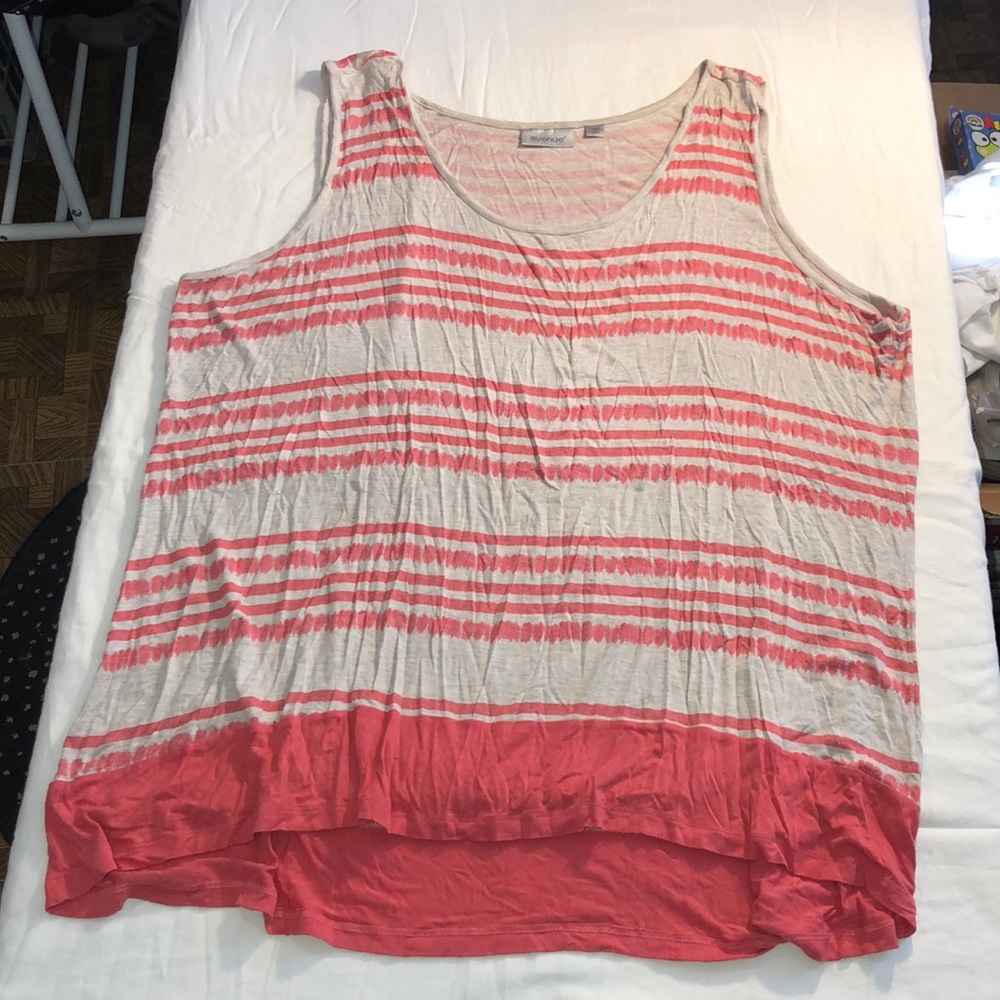 Sleeveless Top (Plus Size)